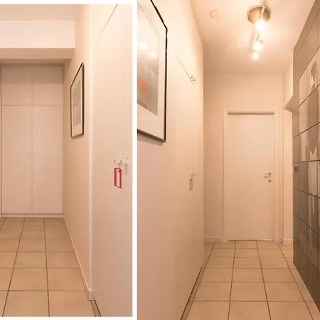 Lecomte - Family Escape At Sea 203 * Ostende