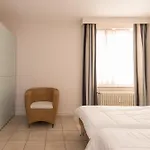 Lecomte - Family Escape At Sea 203 Oostende