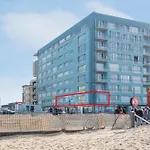 Lecomte - Family Escape At Sea 203 Ostende